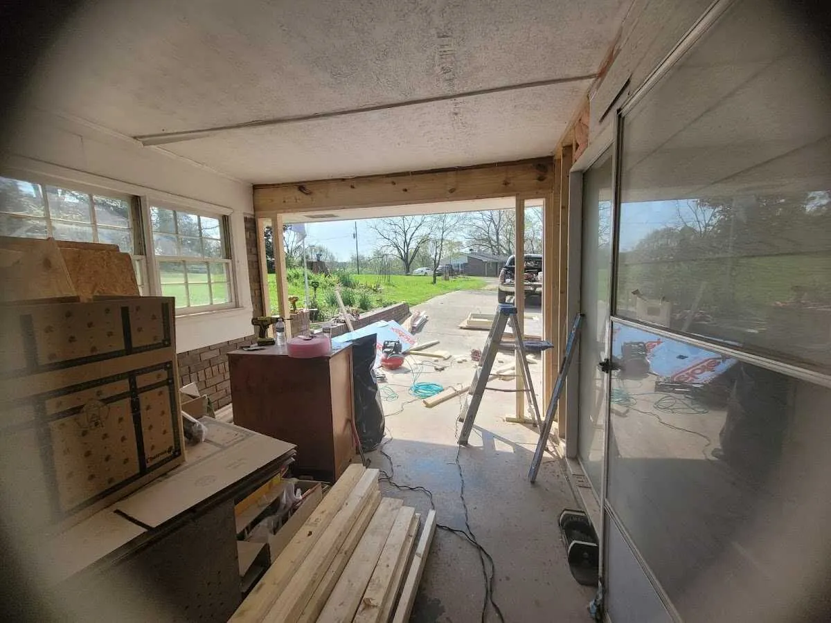 Air movers and dehumidifier for Water Mitigation Services in East Port Orchard